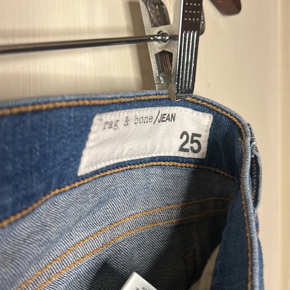 Rag & Bone Skinny Distressed Jeans • SZ 25 - Picture 4 of 7
